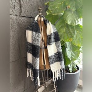 Cozy Black and White Check Fringe Scarf